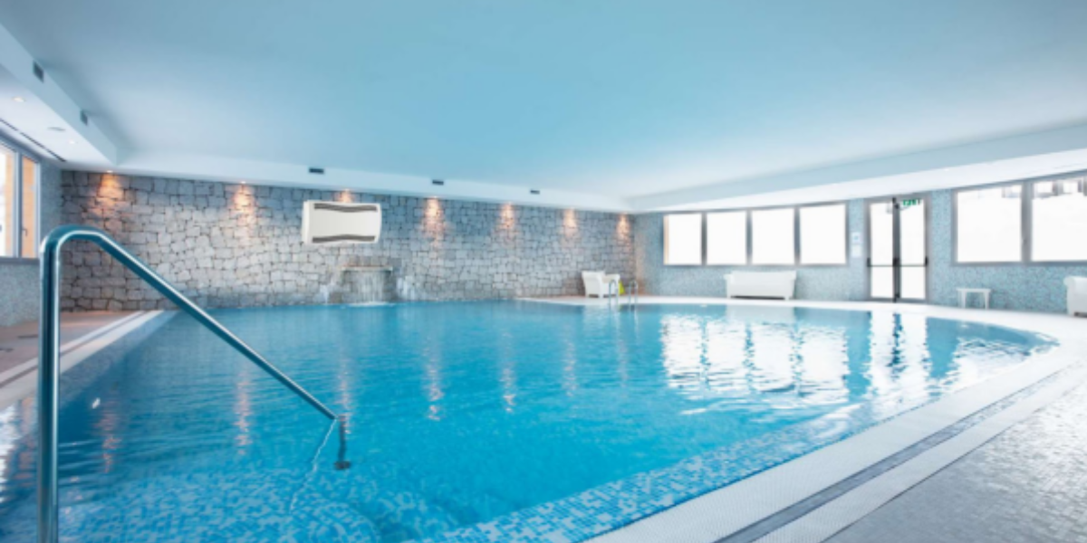 How Do You Control the Humidity in an Indoor Pool?